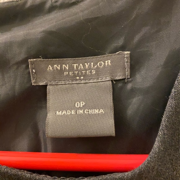 Sweet Mod capsleeve shift dress. Pockets! - Picture 3 of 3